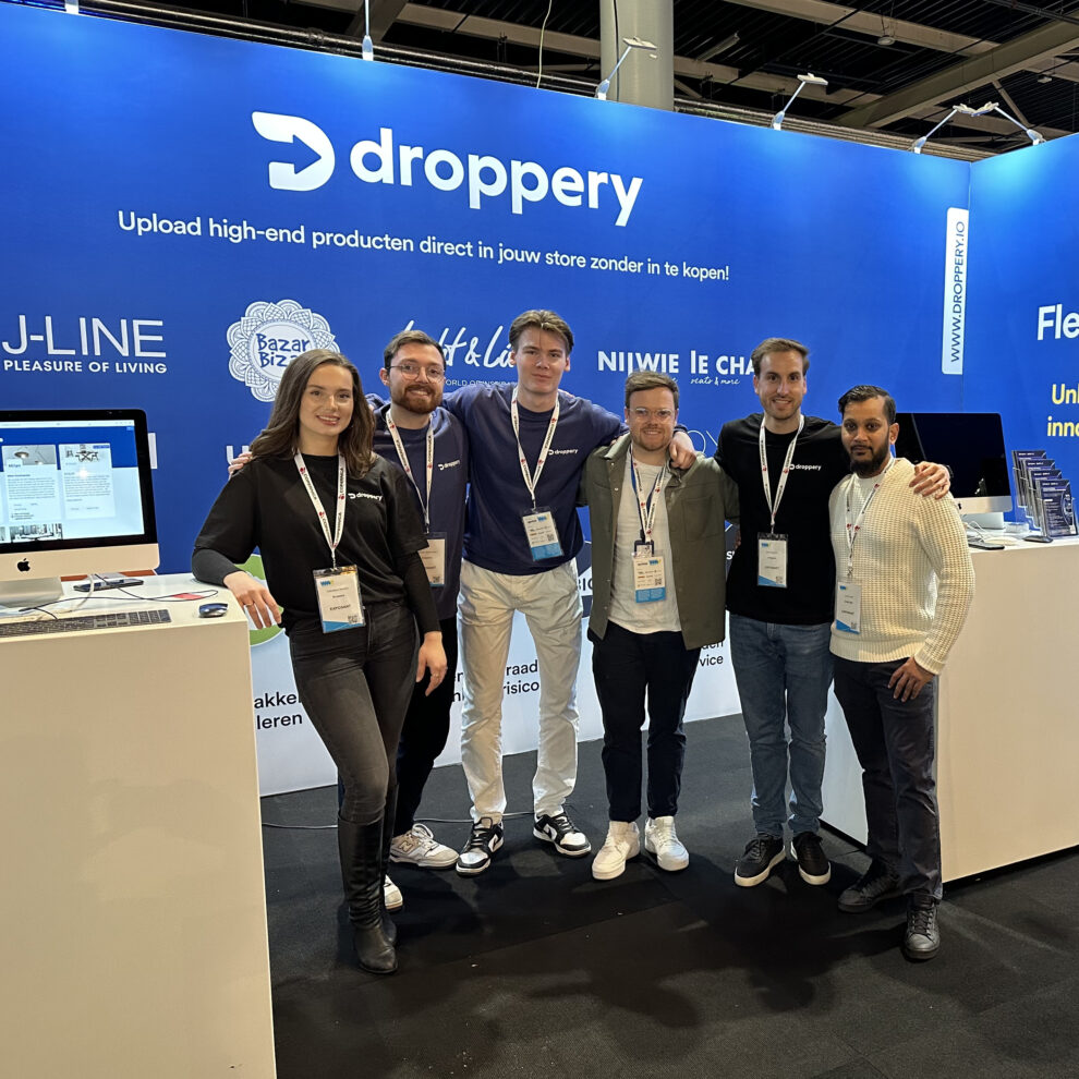 équipe de Droppery qui s'occupe de tous vos besoin.
a propos de nous